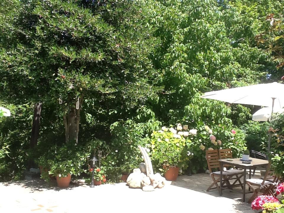 טסגרדה Guesthouse Kleopatra'S מראה חיצוני תמונה